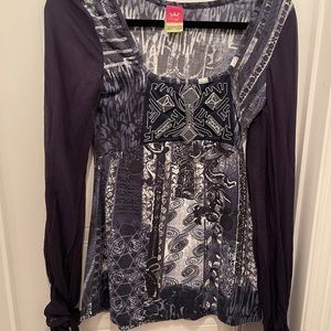 Save the Queen top Large navy